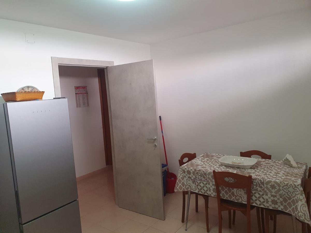 Casa Vacanza Nonna Lina Rosolini Ngoại thất bức ảnh